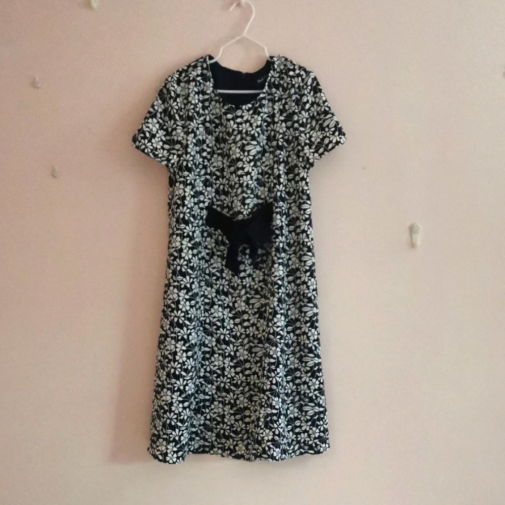 Brooks Brothers Navy With White Floral Print Short Sleeve Dress Size 14